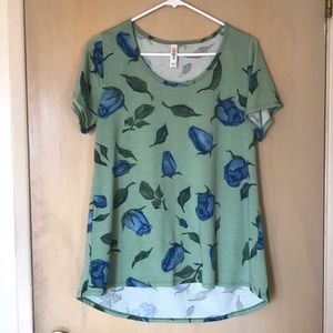 Lularoe Classic Tee